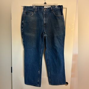 Mens Carhartt Jeans Excellent Used Condition Dark Blue  Relaxed 36 x 28